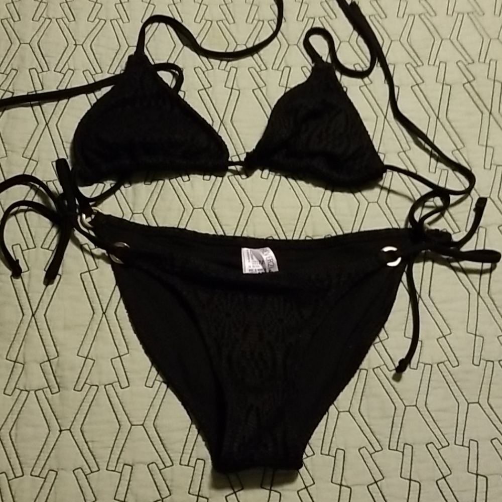 FOREVER 21 Black Lace Bikini Set Small